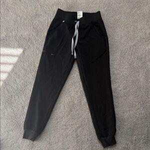 Figs black jogger scrubs